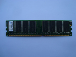 Памет за компютър DDR-400 512MB PQI